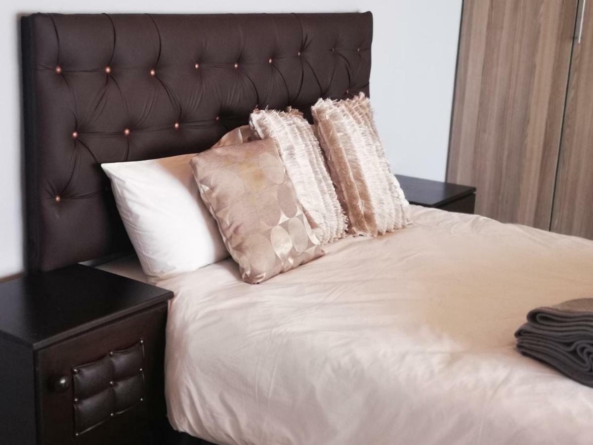 Tuvawa Luxury Suites Walvis Bay Esterno foto